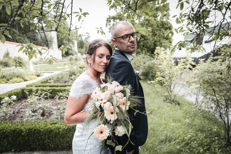 Hochzeitsfotograf Coburg – Hochzeit von Polina und Timo im Hofgarten Coburg